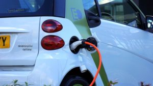 Benefits of Charging Your Electric Car at Home